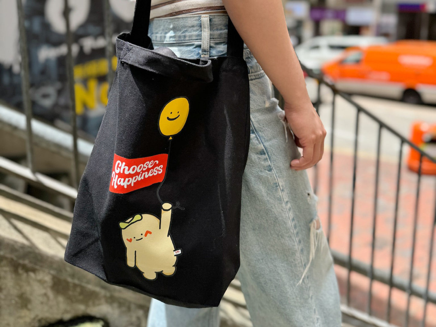 "Flying with Happy Balloon" Tote Bag with Short Handle