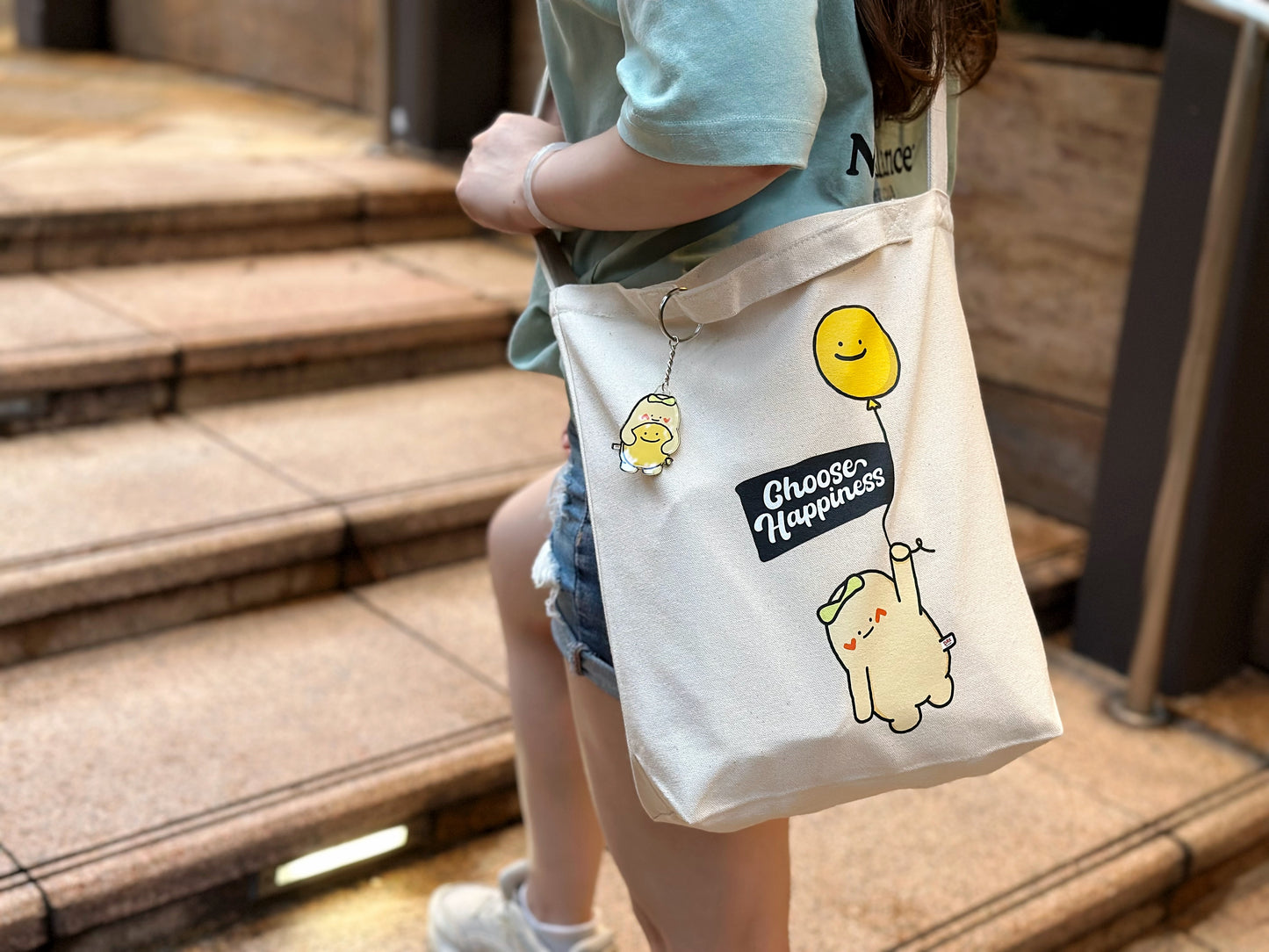 "Flying with Happy Balloon" Tote Bag with Short Handle