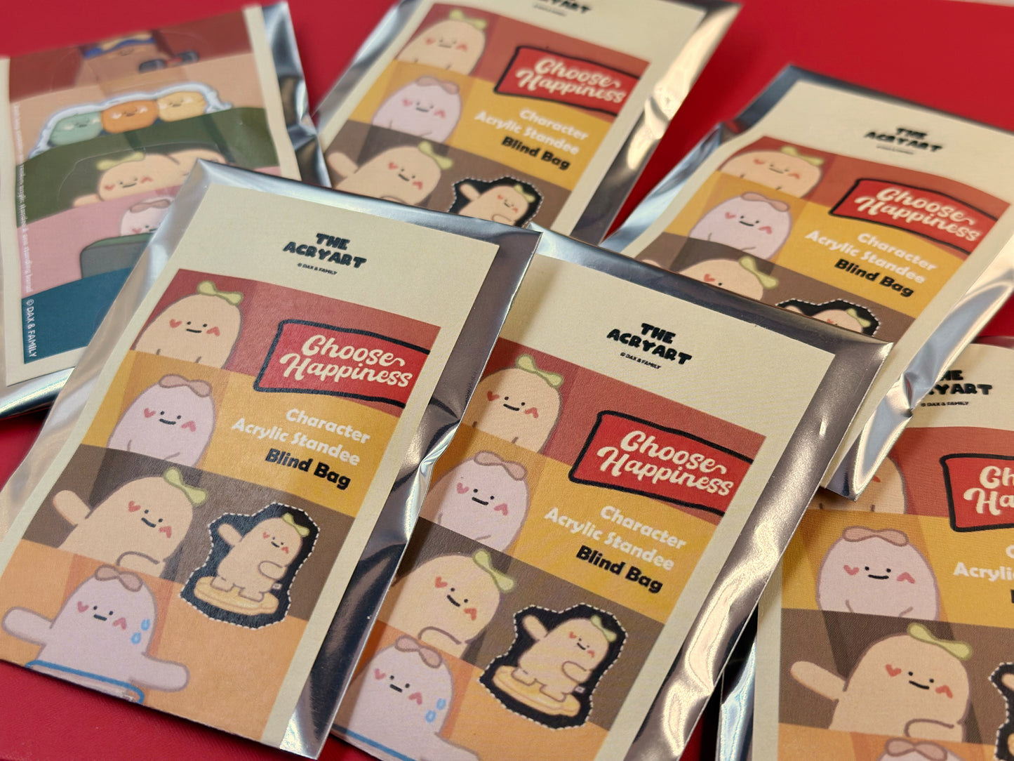 "Dax & Family" Character Standee AcryArt Blind Bag