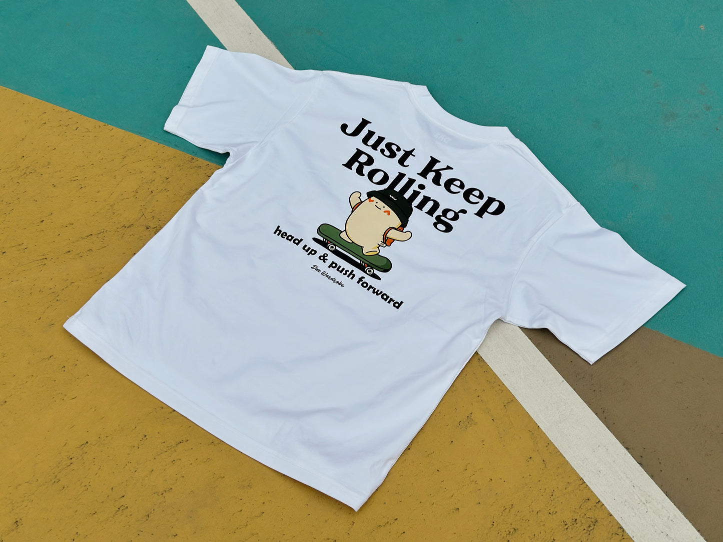 "Keep Rolling" Oversized Tee